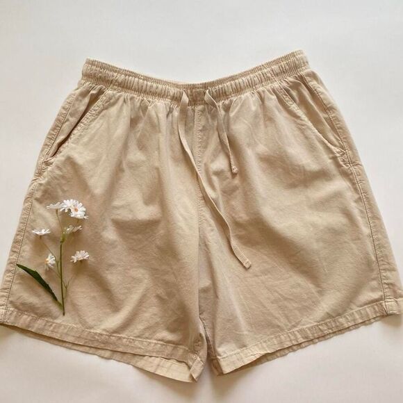 Beige cotton shorts - Picture 1 of 8